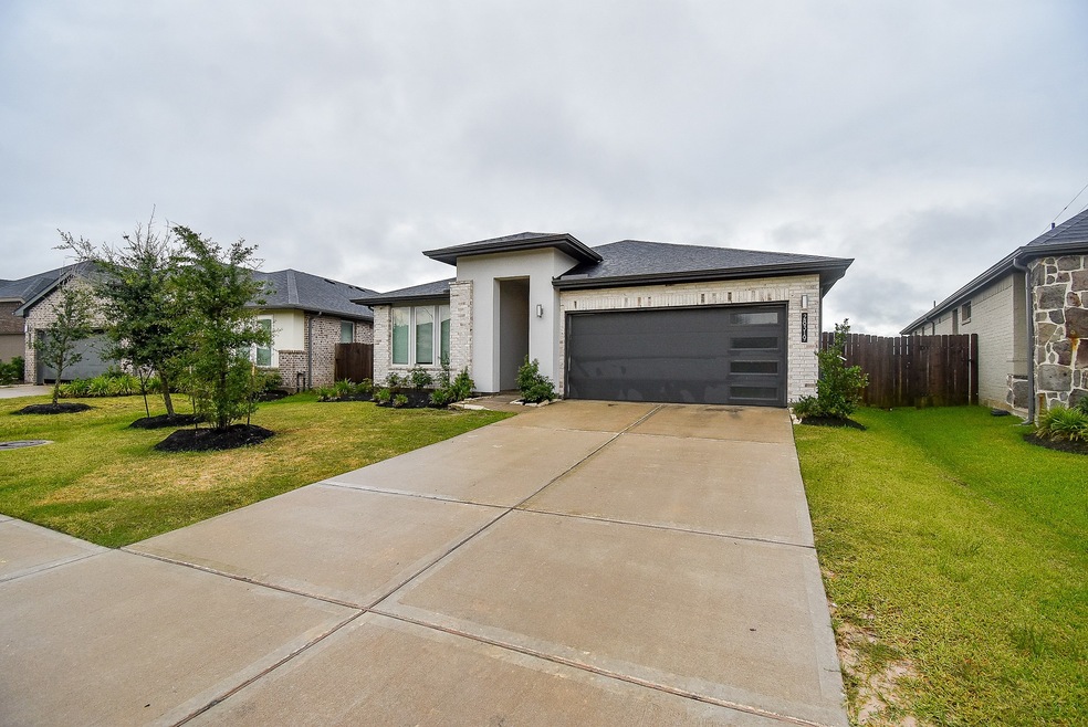 28319 Hannahs Harbor Ln, Katy, TX 77494 - photo 1