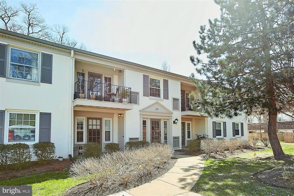 8353 Dunham Ct unit K, Springfield, VA 22152 - photo 1