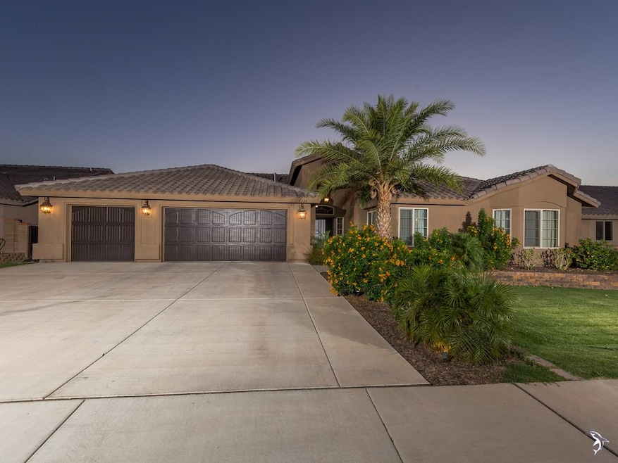 2266 S 46th Way, Yuma, AZ 85364 - photo 1