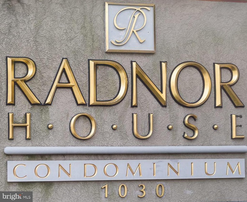 Radnor House unit 522, Bryn Mawr, PA 19010 - photo 1