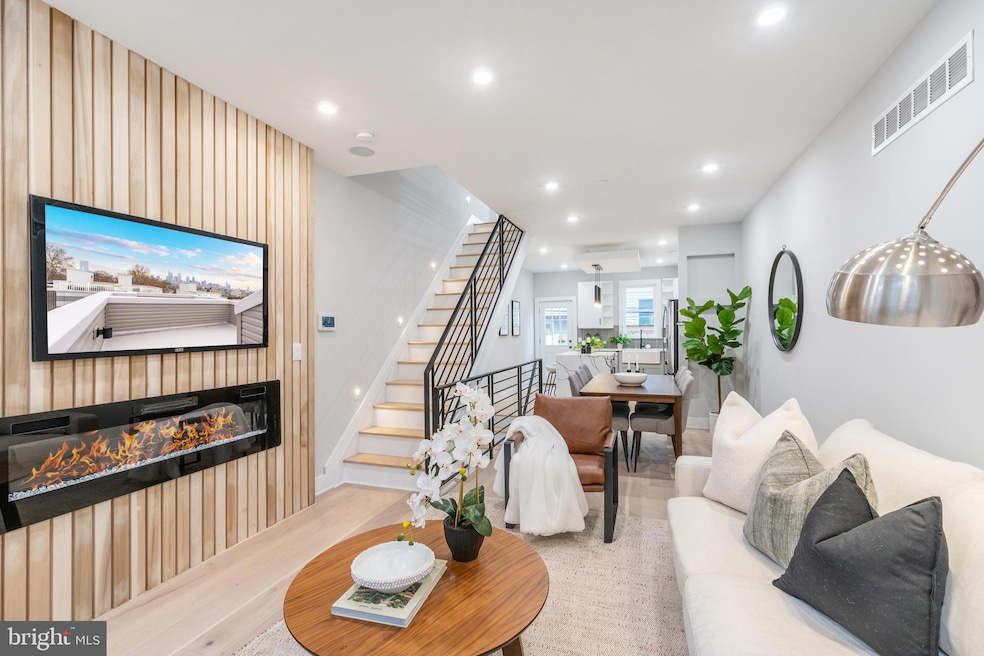 2312 Gerritt St, Philadelphia, PA 19146 - photo 1