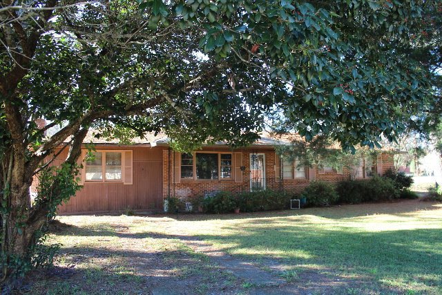 607 Pineview Ln NE, Dawson, GA 39842 - photo 1