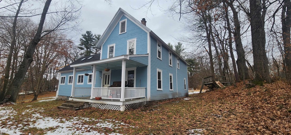 181 Maple St, Littleton, NH 03561 - photo 1