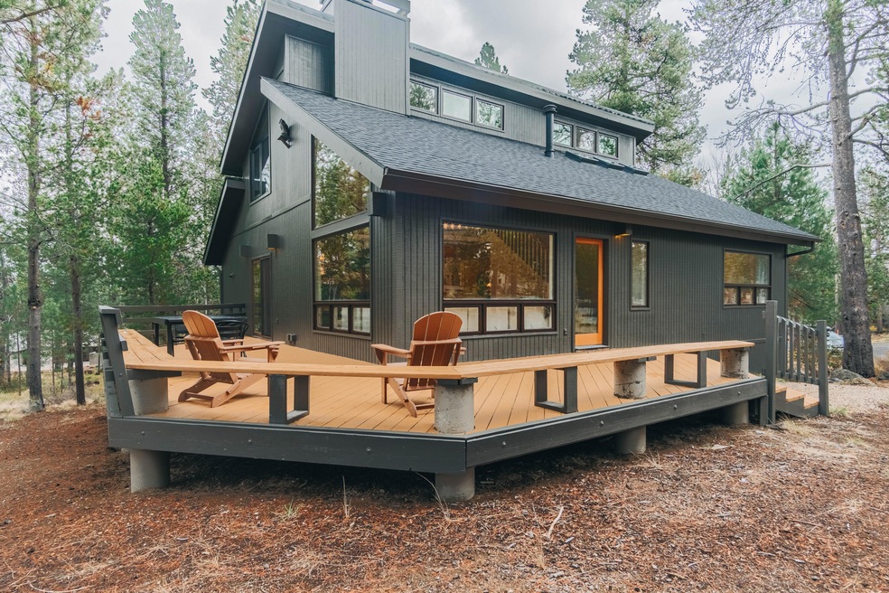 Wrap Around Back Deck