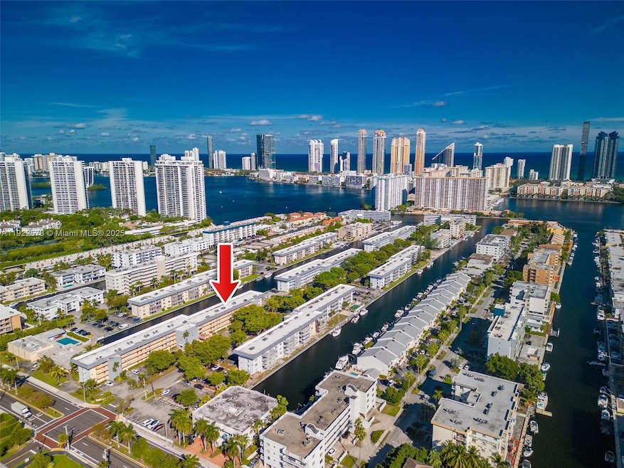 3551 NE 169th St unit 212, North Miami Beach, FL 33160 - photo 1