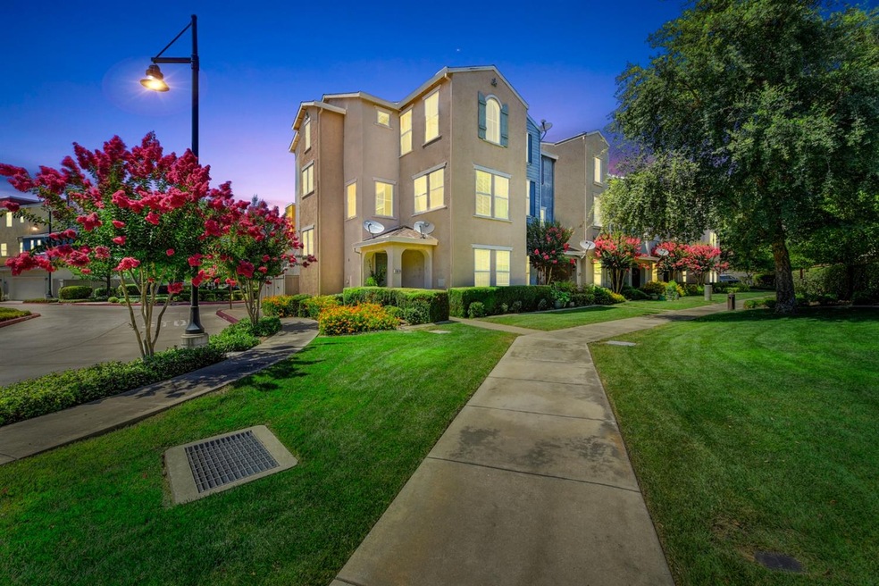 10880 Nederland Way, Rancho Cordova, CA 95670 - photo 1