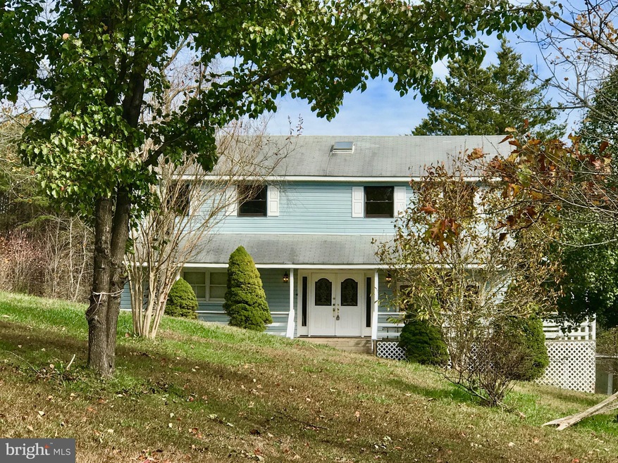 1090 Mitchem Ln, Hedgesville, WV 25427 - photo 1