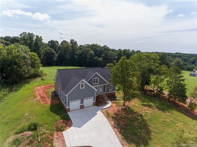 119 Zurich Ln, Statesville, NC 28625 - photo 1