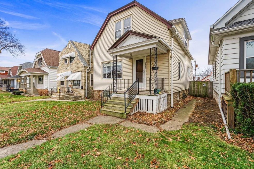 3342 S 8th St, Milwaukee - HDR-2