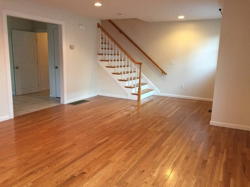 32 Derby St unit B, Worcester, MA 01604 - photo 1