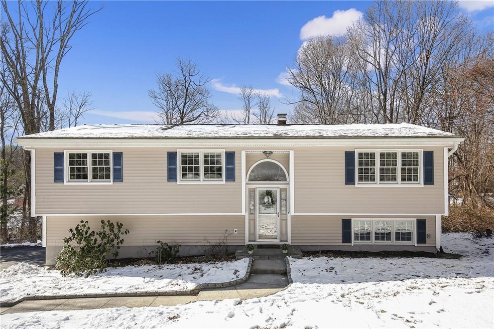 2507 Ridge St, Yorktown Heights, NY 10598 - photo 1