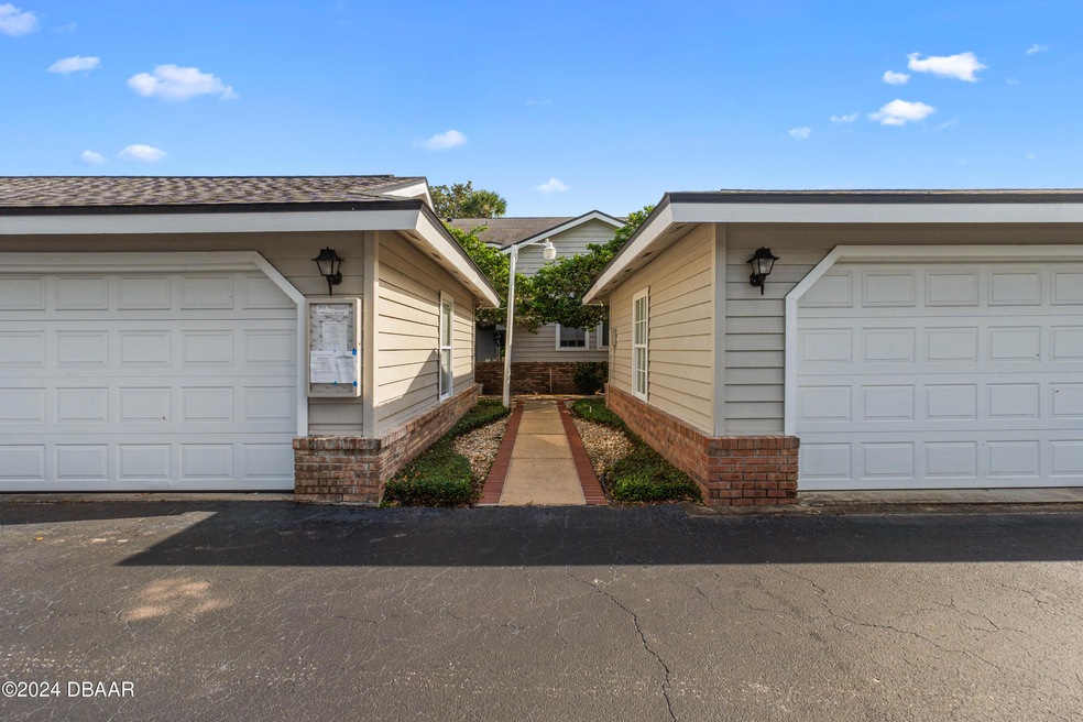Welcome to 596 N Nova Rd #303
