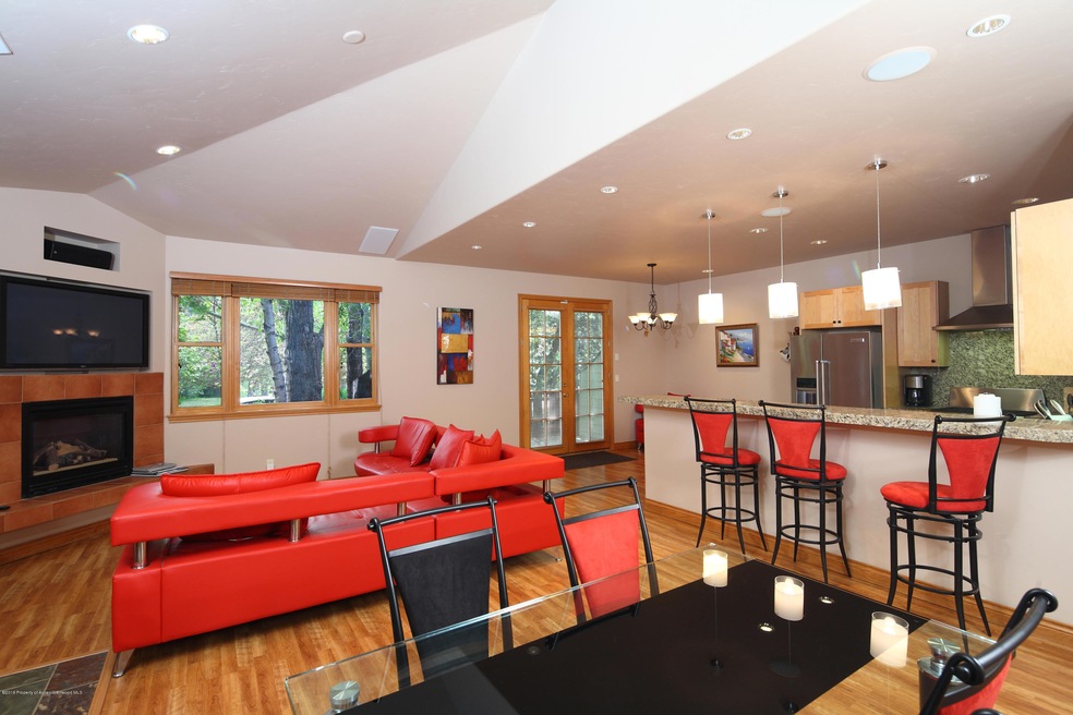 Living room 1