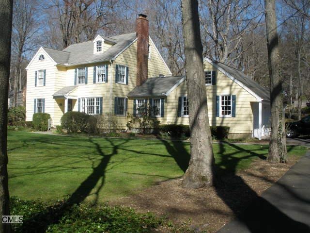 11 Riverview Dr, Norwalk, CT 06850 - photo 1