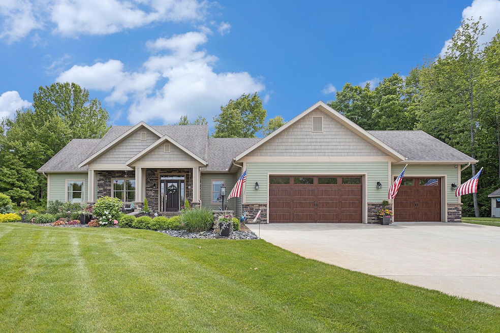 Sold $910,000
