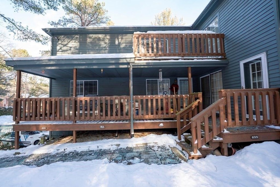 47 Voyagers Ln, Ashland, MA 01721 - photo 1