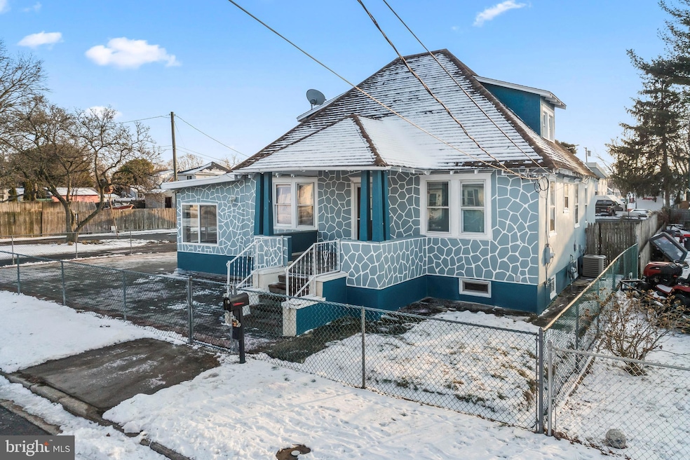 14 E Union St, Penns Grove, NJ 08069 - photo 1