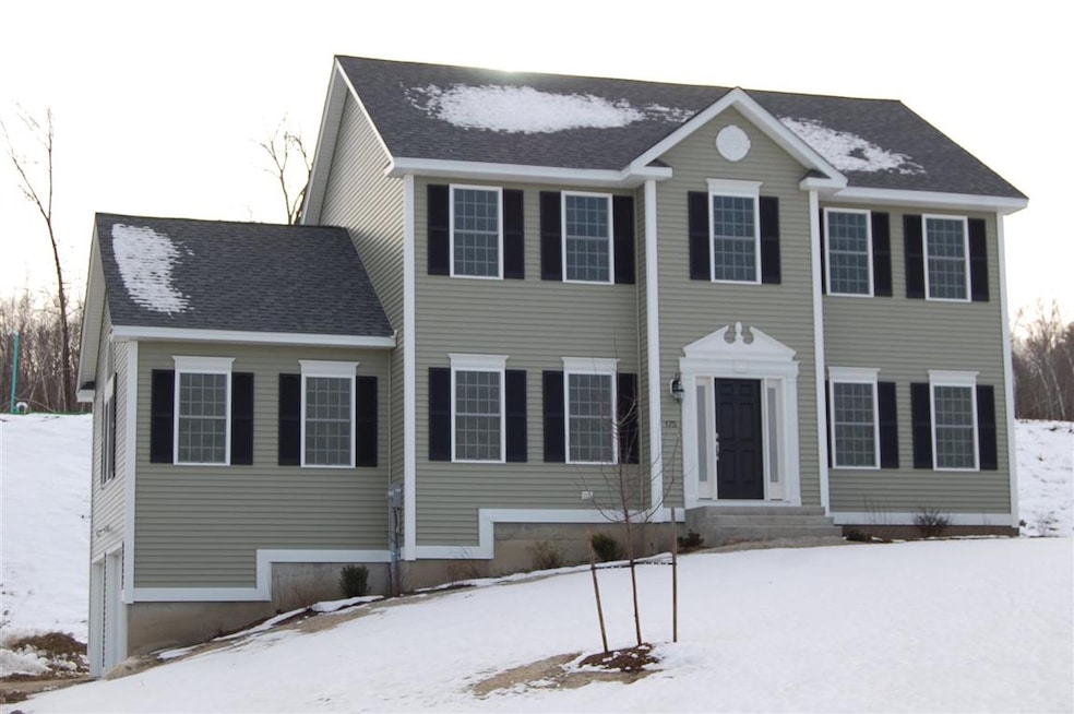 175 Brookview Dr unit 63, Hooksett, NH 03106 - photo 1