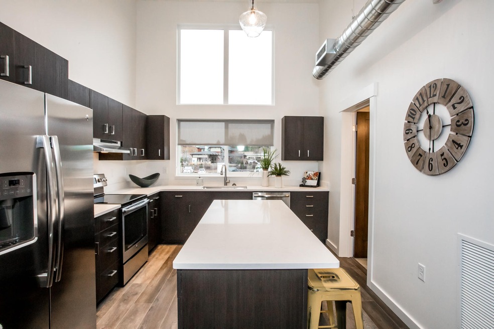 13 Kitchen