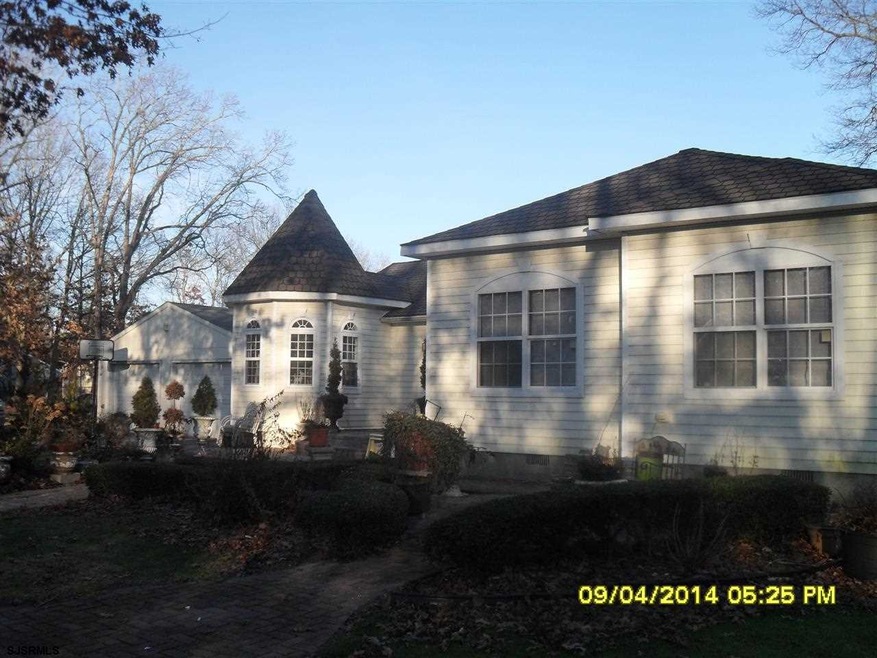 109 Cypress Ave, Egg Harbor Township, NJ 08234 - photo 1