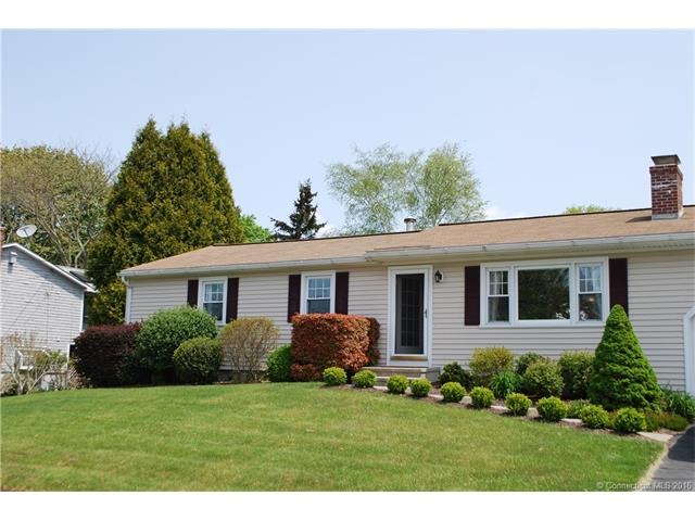 Beautifully renovated and maintained Ranch in Tang