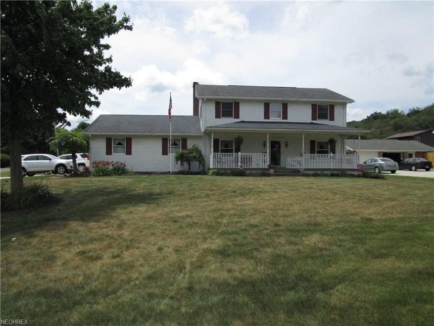 1310 Parkview Dr, Wellsville, OH 43968 - photo 1