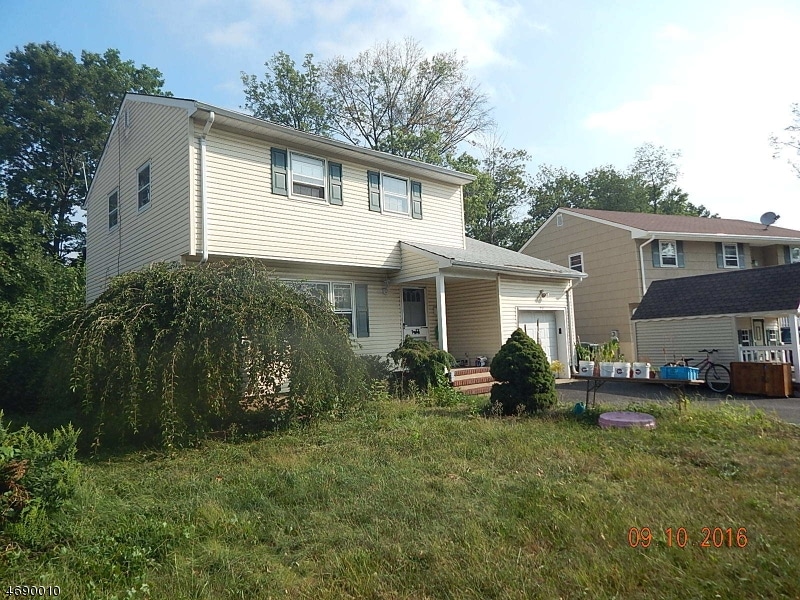 531 Helfin St, Bound Brook, NJ 08805 - photo 1