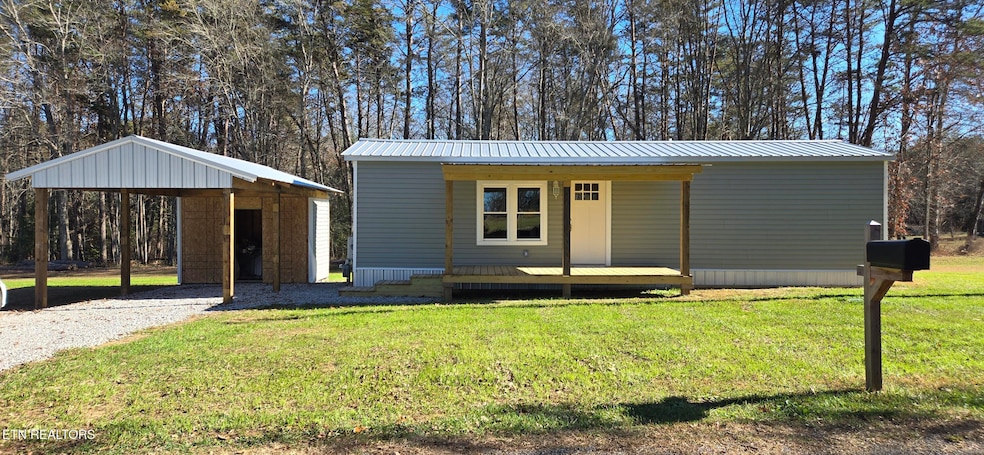 910 Barnett Bridge Rd, Lancing, TN 37770 - photo 1