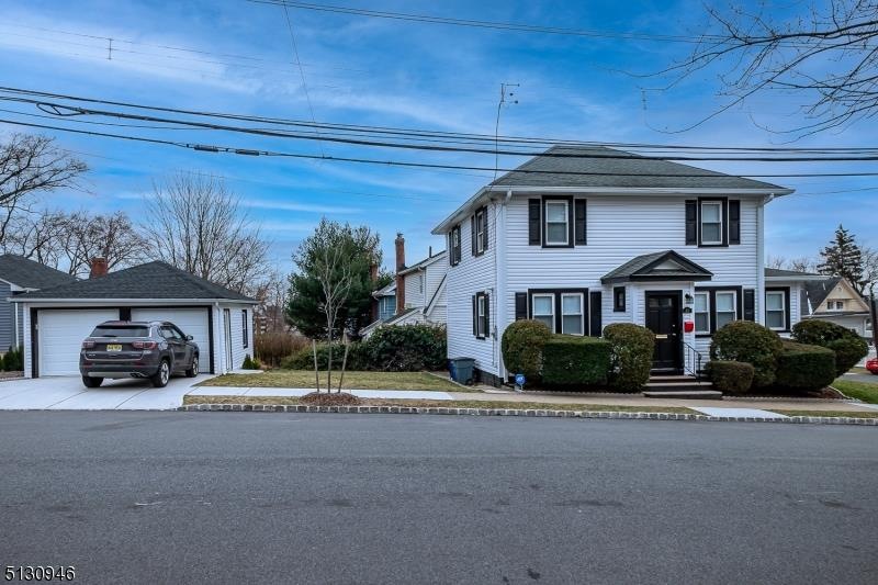 40 Longview St, West Orange, NJ 07052 - photo 1