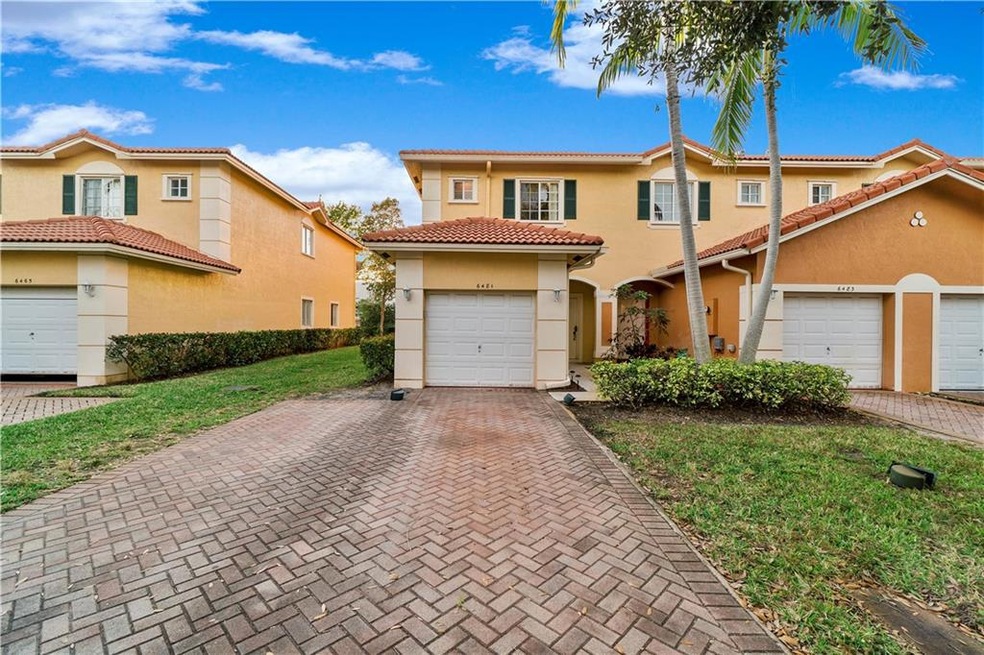 6481 Catalina Ln, Tamarac, FL 33321 - photo 1