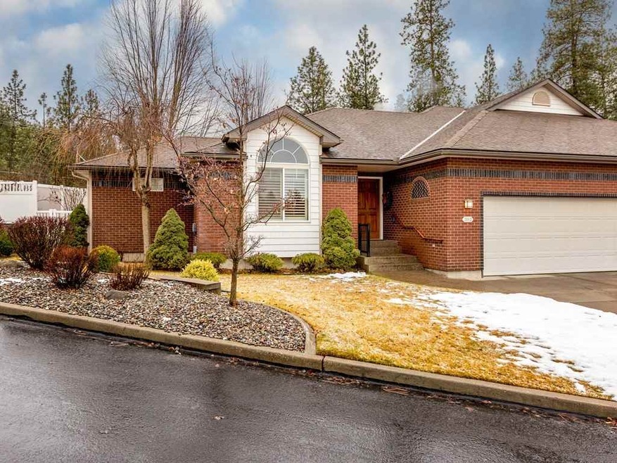 303 W Arrow Ln, Spokane, WA 99208 - photo 1