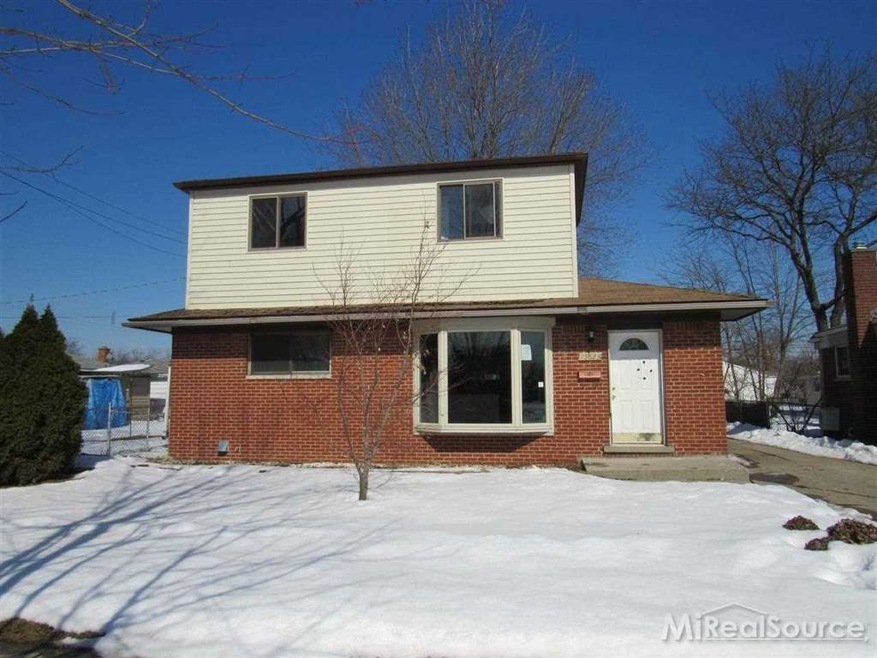 15623 Flanagan St, Roseville, MI 48066 - photo 1