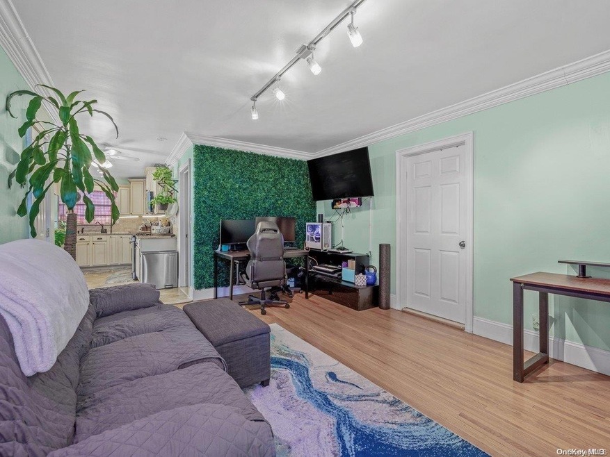 3 Glen Keith Rd unit 3L, Glen Cove, NY 11542 - photo 1