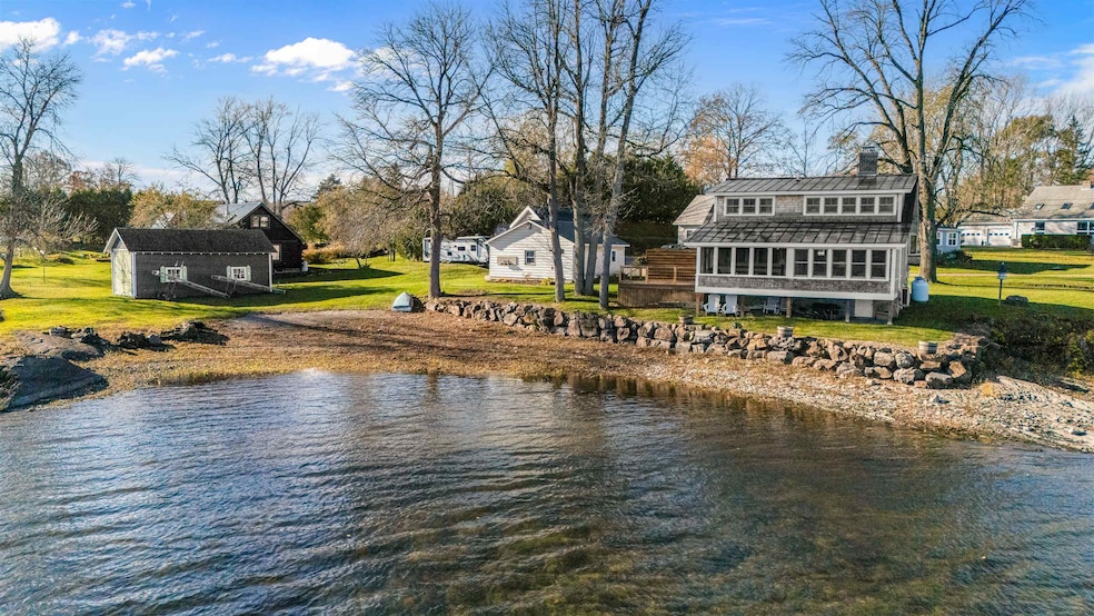 20 Keelers Bay Rd, South Hero, VT 05486 - photo 1