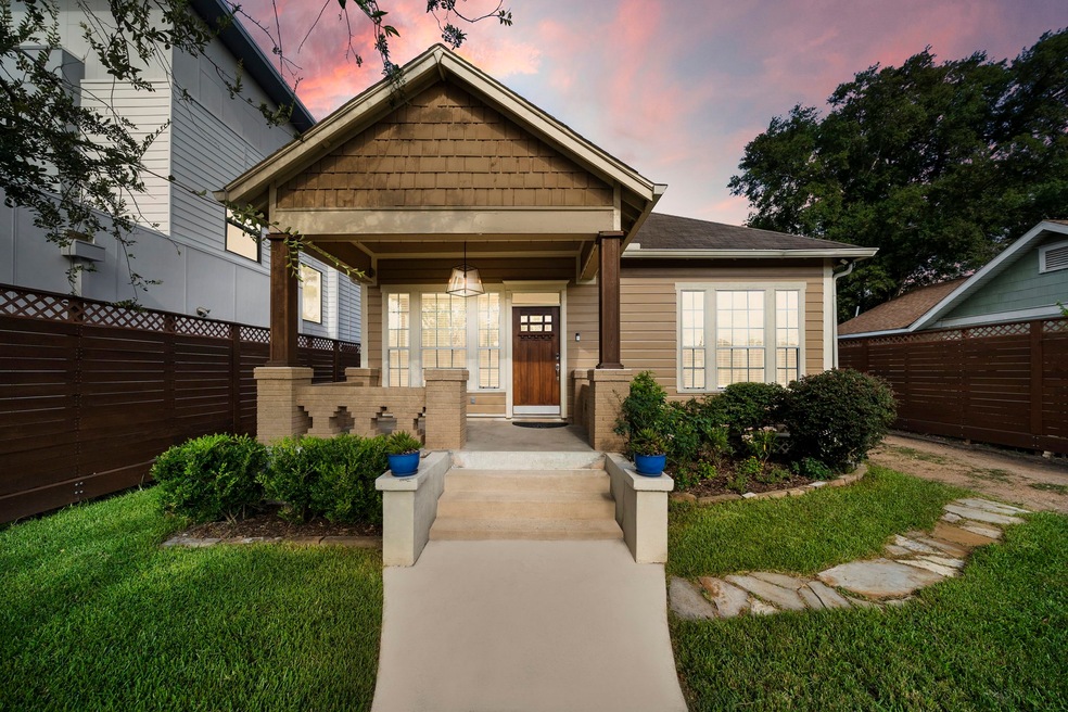 809 Enid St, Houston, TX 77009 - photo 1