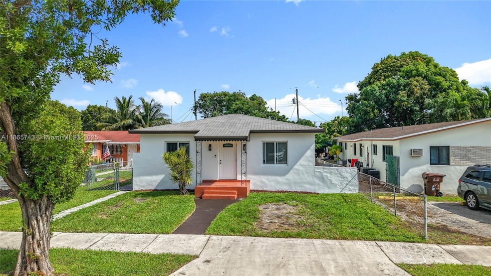 675 W 30th St, Hialeah, FL 33012 - photo 1