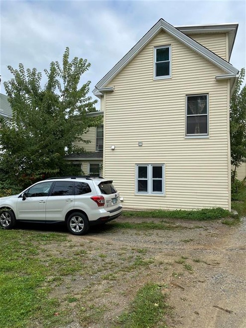 32 Grove St unit E, Dover, NH 03820 - photo 1