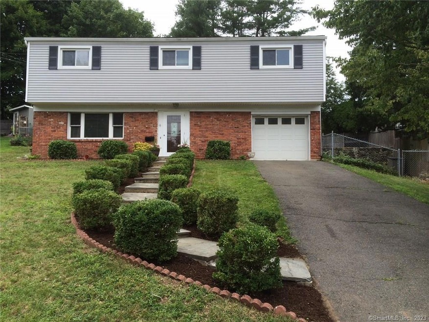 21 Dorset Ln, Stamford, CT 06907 - photo 1