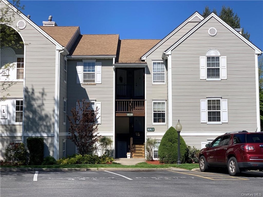 1135 Washington Green, New Windsor, NY 12553 - photo 1