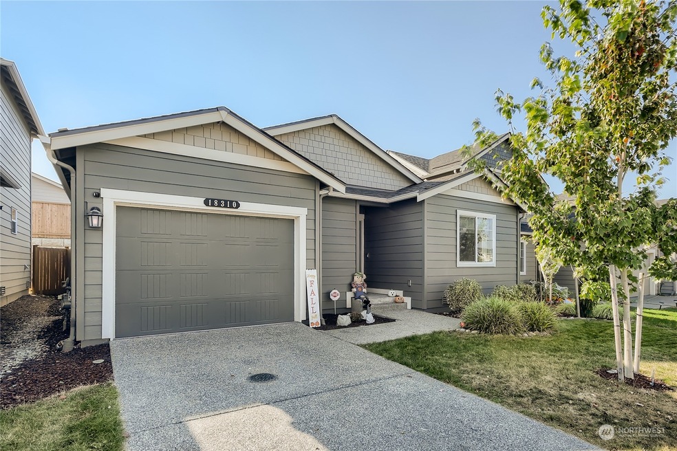 18310 Alpine Way E, Puyallup, WA 98374 - photo 1