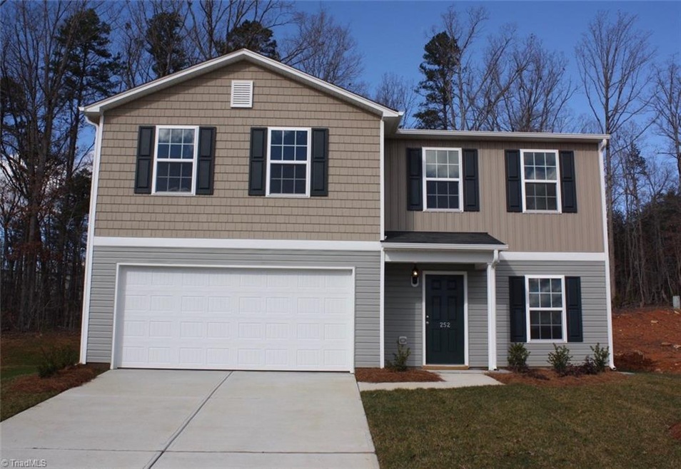 252 Waterfront Ct, Asheboro, NC 27203 - photo 1