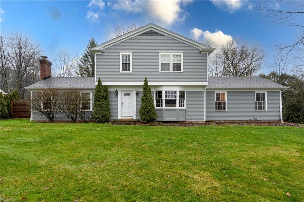 198 Hurd Rd, Aurora, OH 44202 - photo 1