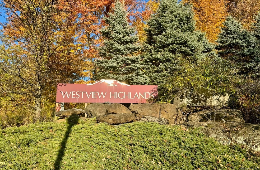 95 S Ridge Ln unit D204, Berlin, CT 06037 - photo 1