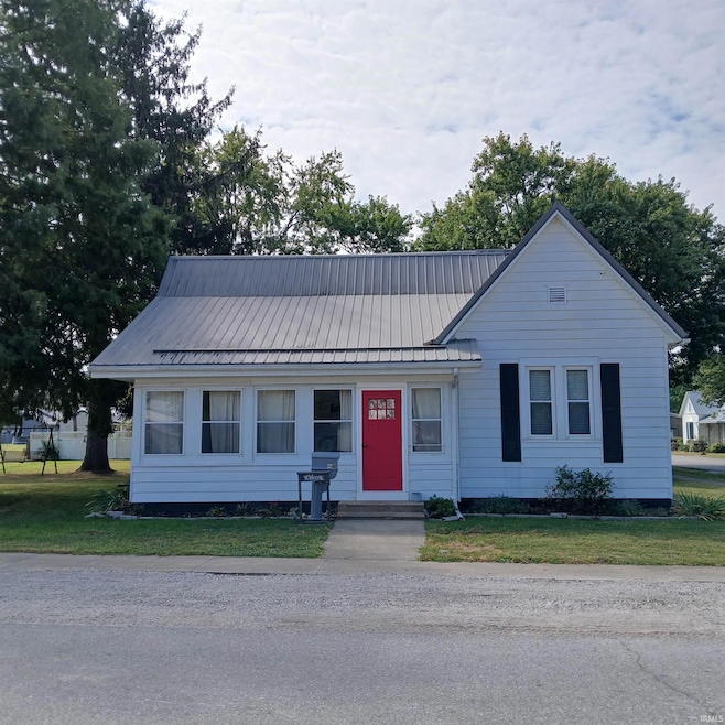207 W Race St, Odon, IN 47562 - photo 1