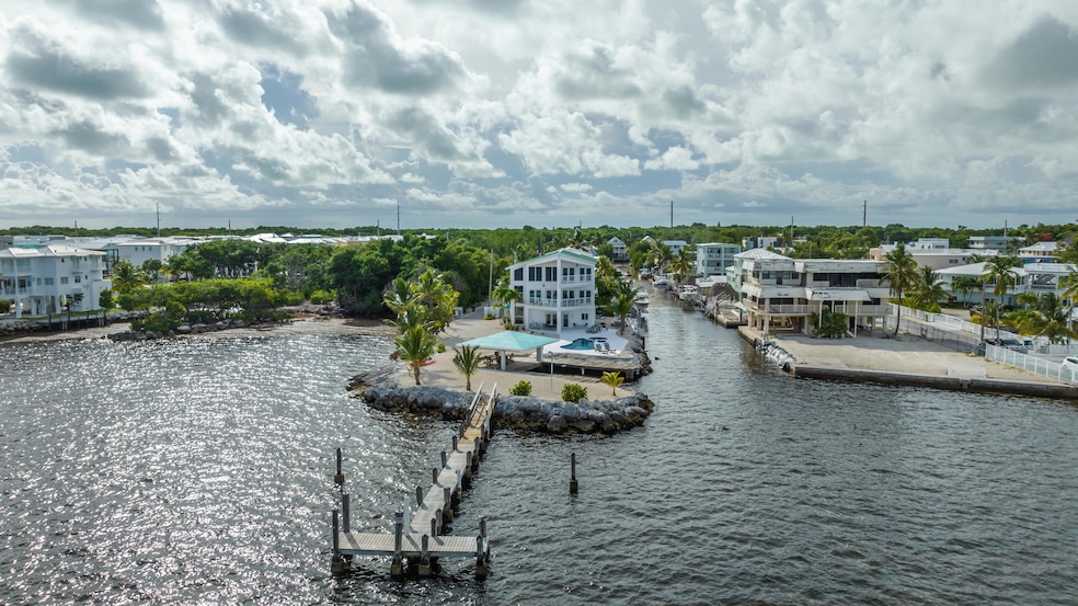 Feel like you live on your own island!