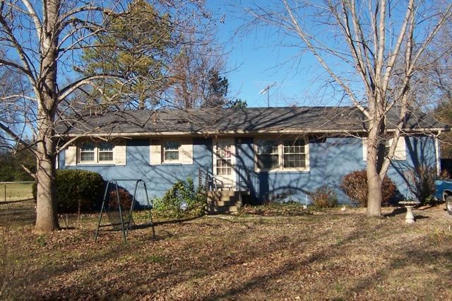 307 Chestnut Dr, Shelbyville, TN 37160 - photo 1