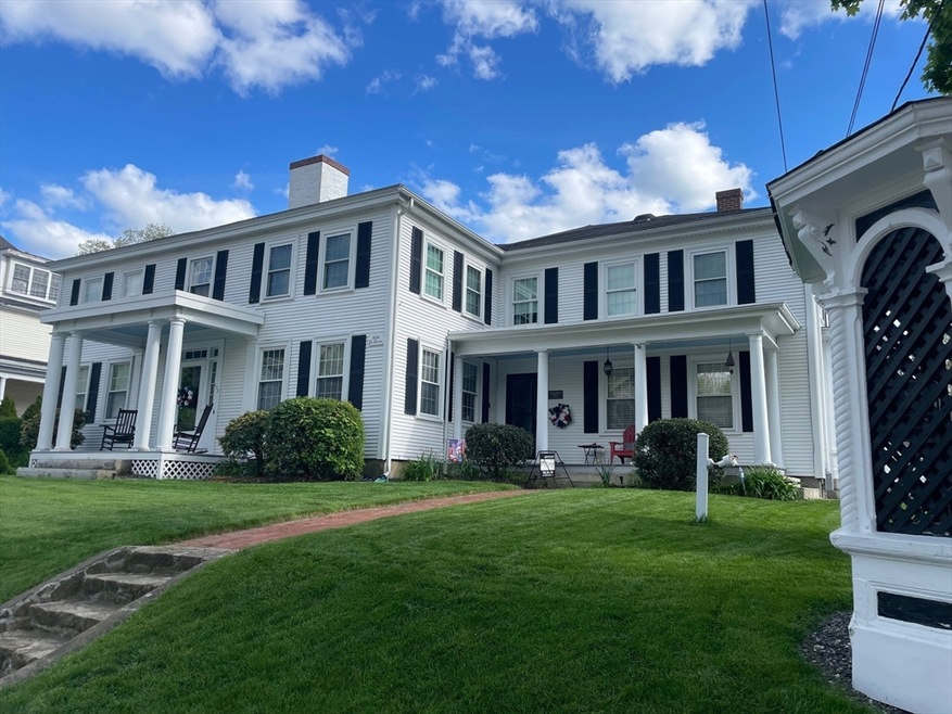 112 Main St unit B, Upton, MA 01568 - photo 1