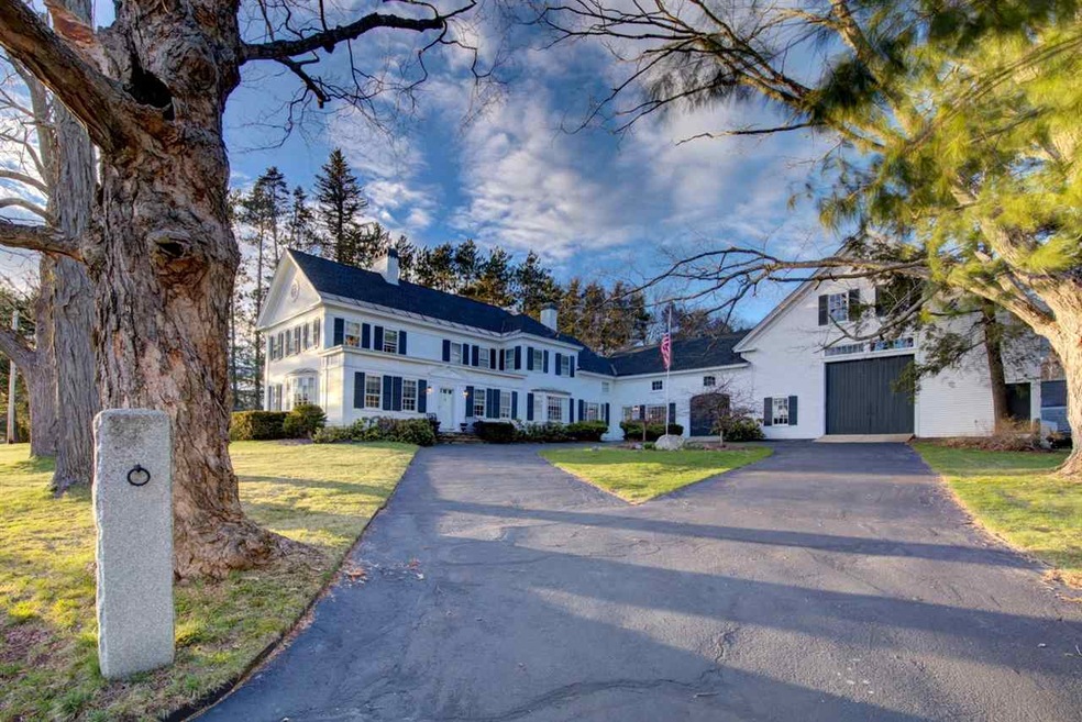 435 Exeter Rd, Hampton, NH 03842 - photo 1