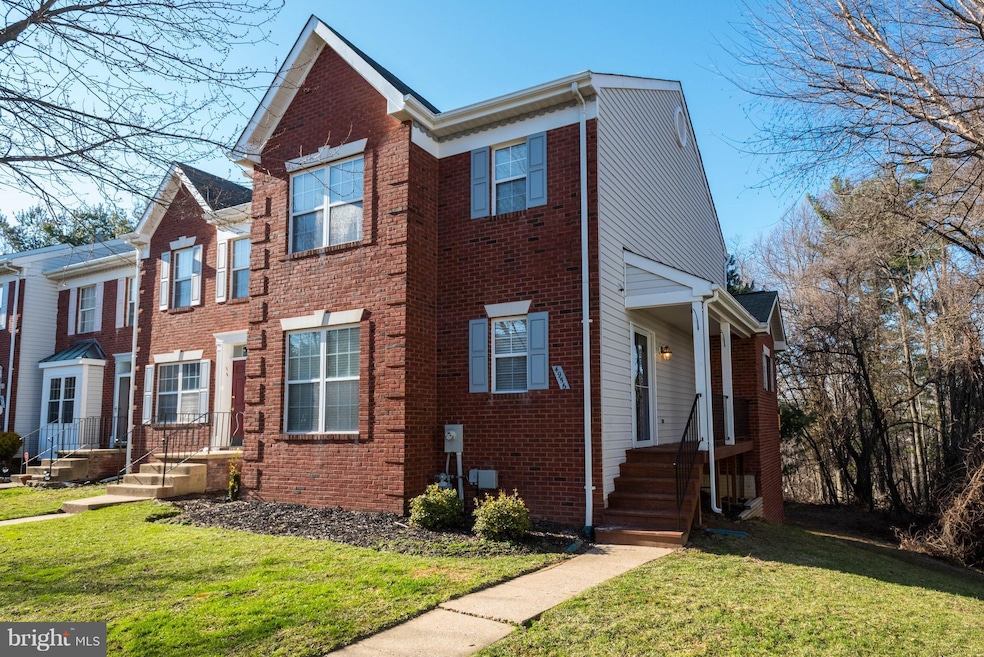 4956 Lockard Dr, Owings Mills, MD 21117 - photo 1