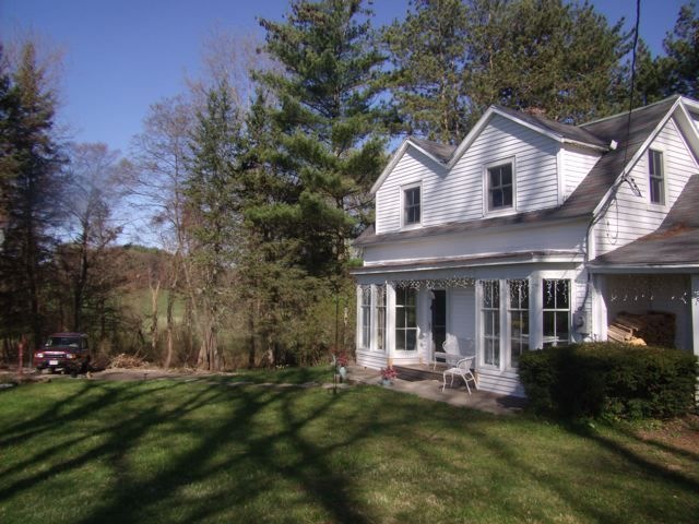 6 Round Hill Rd, Great Barrington, MA 01230 - photo 1